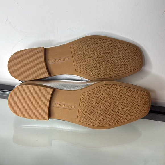 NWOT Land’s End Classic Silver Leather Loafer size 7 - Picture 8 of 9